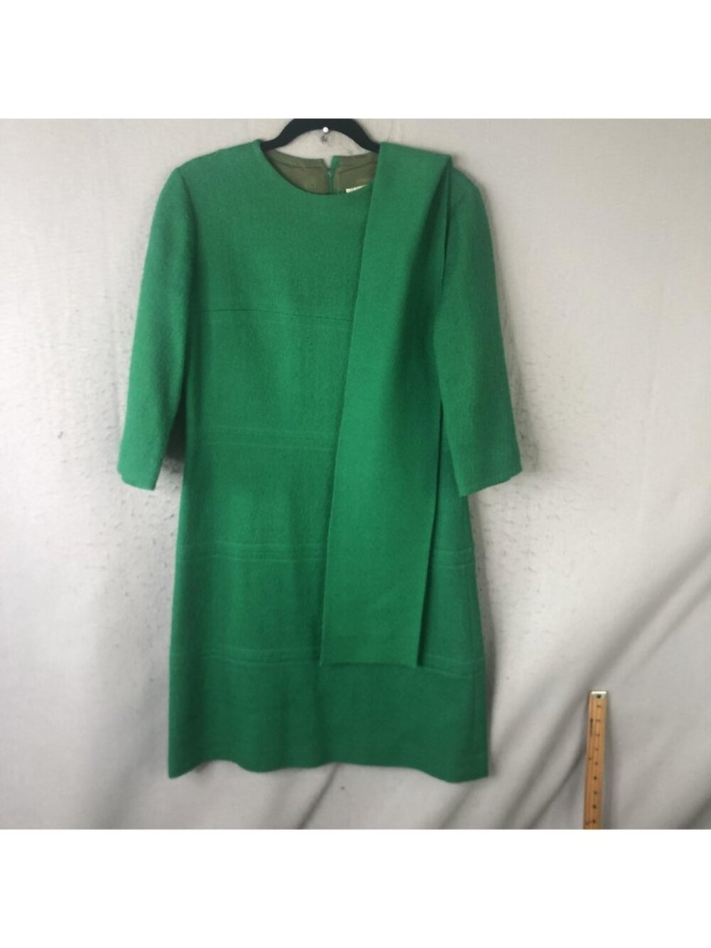 Old Money Dress Womens M Lucky Green Shift Knee Length 3/4 Sleeve 60s Holidays